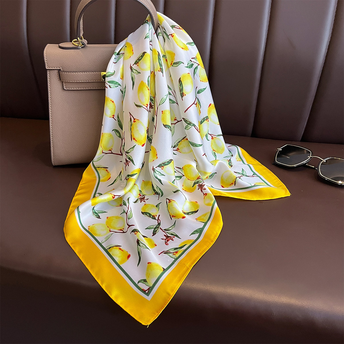 2025 Nuova Sciarpa di seta qua - Silk Scarf Square recensione e prezzo